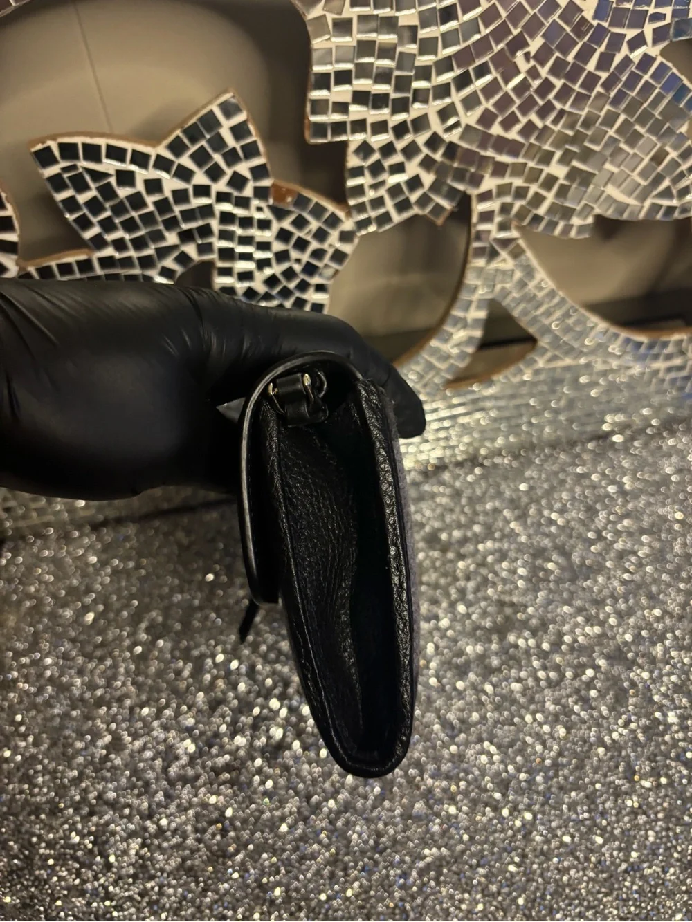 🌟Kate Spade Black and Gray Check Envelope Crossbody